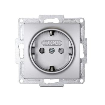 Gunsan Visage Steckdose mit erhöhtem Berührungsschutz Silber